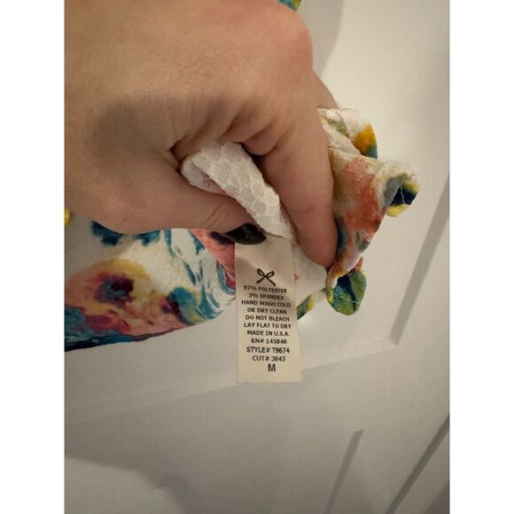 Everly Floral Top – Size M - Picture 3 of 5